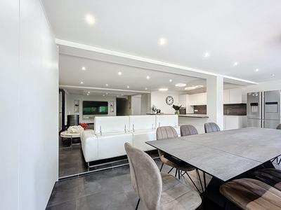 Appartement - 170 m² - 6 pièces