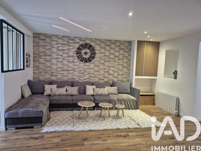 Maison - 104 m² - 5 pièces
