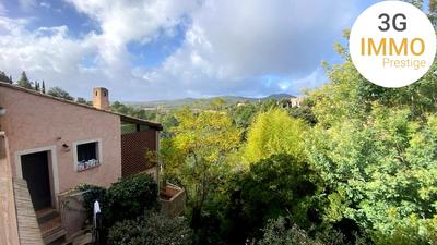 Demeure - 230 m² - 7 pièces