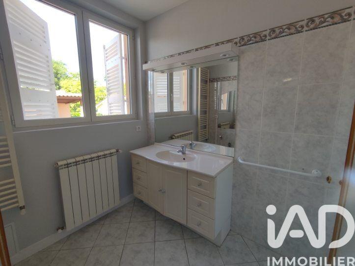 Maison - 104 m² - 4 pièces
