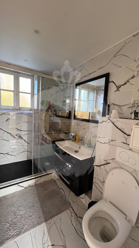 Maison - 161 m² - 7 pièces