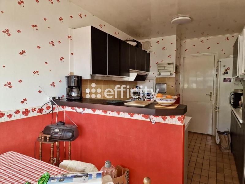 Appartement - 98 m² - 4 pièces