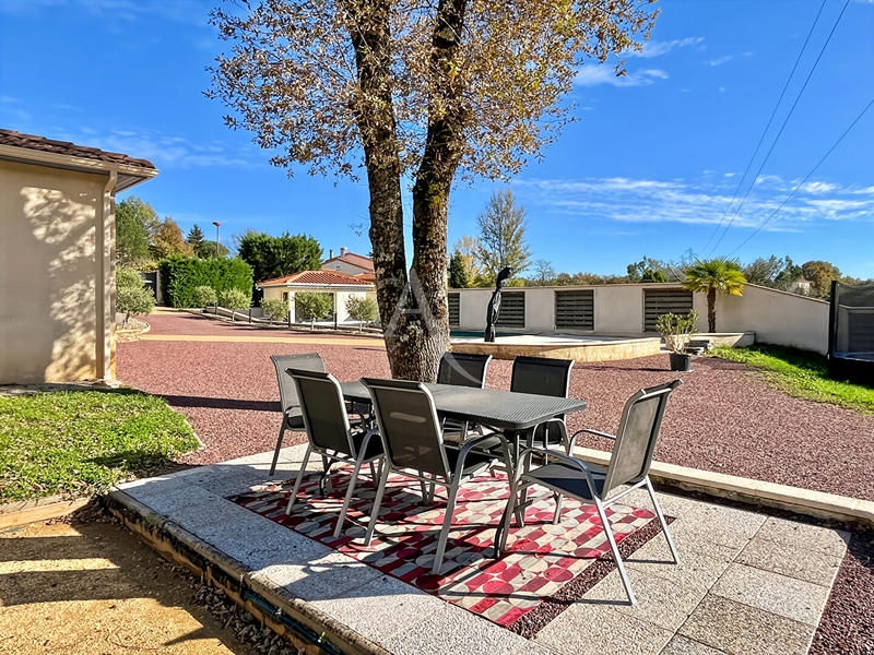 Maison - 110 m² - 4 pièces