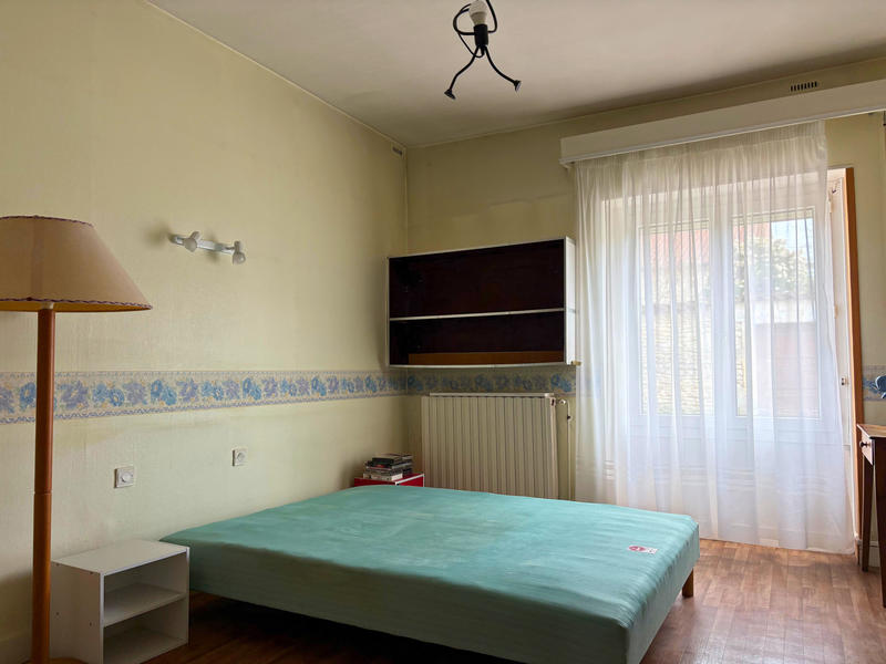 Maison - 93 m² - 5 pièces