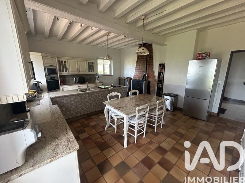 Maison - 221 m² - 6 pièces