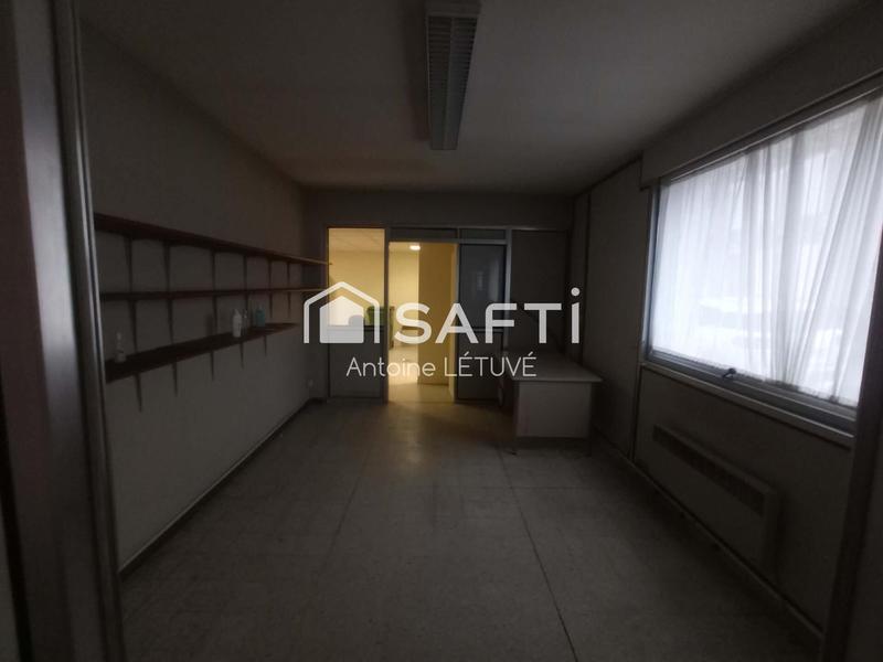 Local commercial - 352 m² - 14 pièces