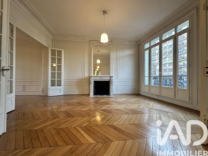 Appartement - 191 m² - 6 pièces
