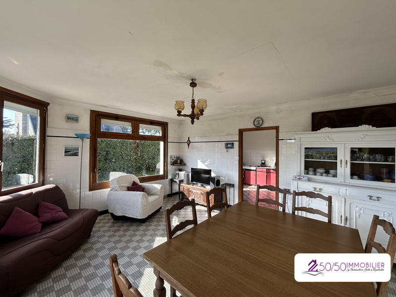 Maison - 95 m² - 6 pièces