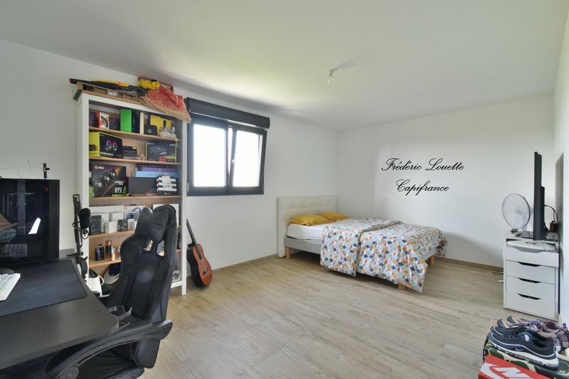 Maison - 230 m² - 7 pièces