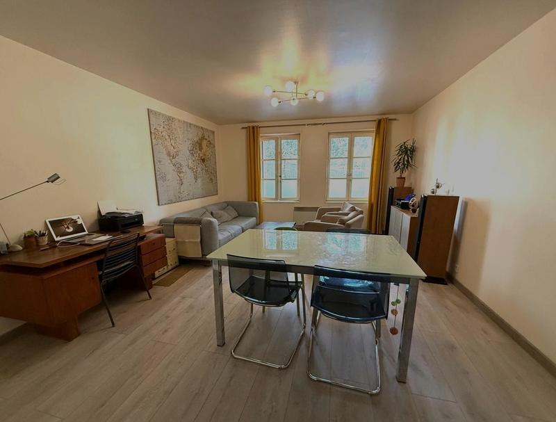 Appartement - 84 m² - 4 pièces