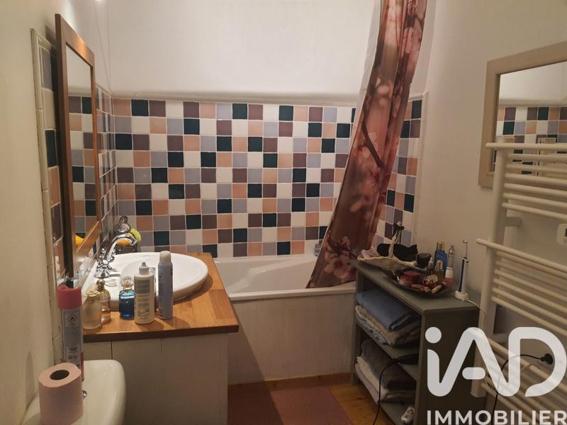 Maison - 202 m² - 6 pièces