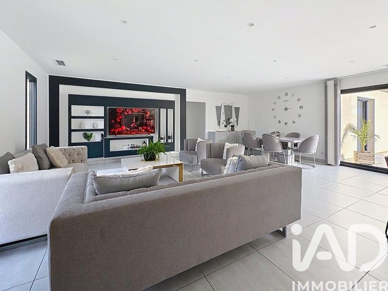 Maison - 145 m² - 4 pièces