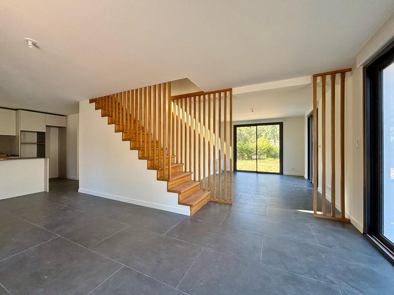 Maison - 141 m² - 5 pièces