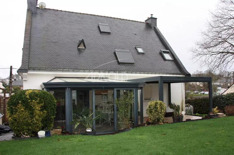 Maison - 168 m² - 7 pièces