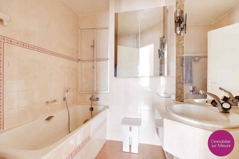 Appartement - 132 m² - 5 pièces