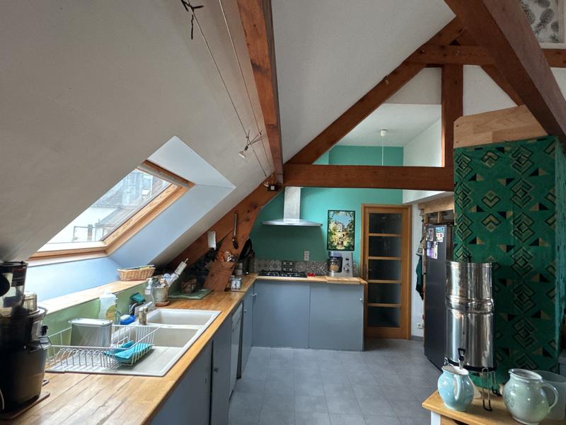 Appartement - 208 m² - 7 pièces