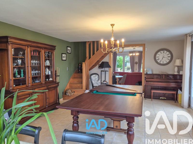 Maison - 166 m² - 10 pièces