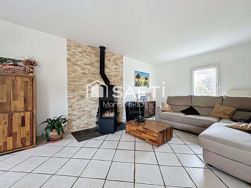 Maison - 137 m² - 6 pièces