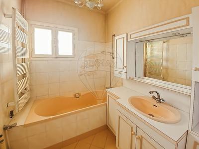 Appartement - 79 m² - 4 pièces