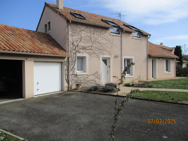 Maison - 175 m² - 6 pièces