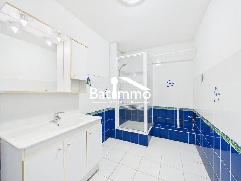 Maison - 211 m² - 7 pièces