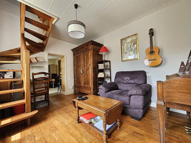 Maison traditionnelle - 134 m² - 6 pièces