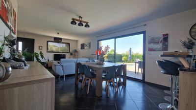 Maison contemporaine - 95 m² - 4 pièces