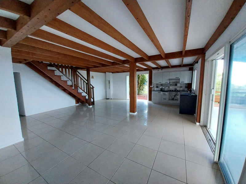 Maison - 143 m² - 5 pièces