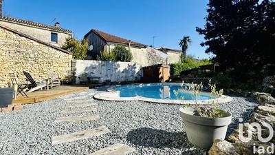 Maison - 252 m² - 7 pièces