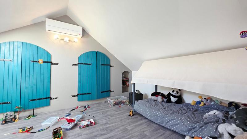 Maison - 115 m² - 4 pièces