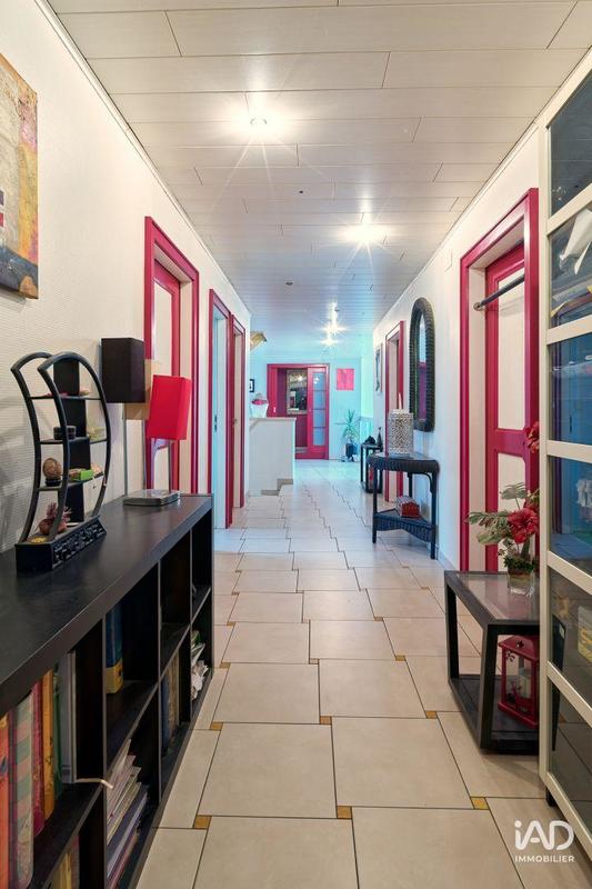 Maison - 360 m² - 9 pièces