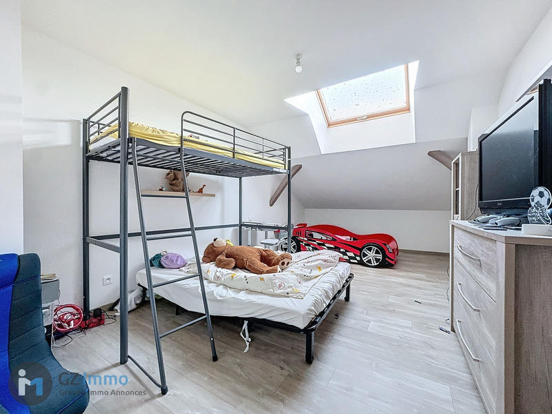 Maison - 214 m² - 7 pièces