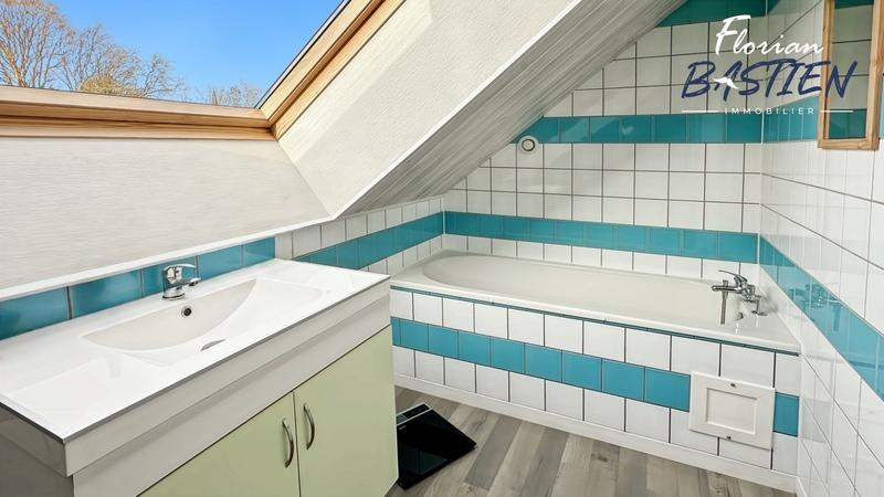 Maison - 110 m² - 5 pièces