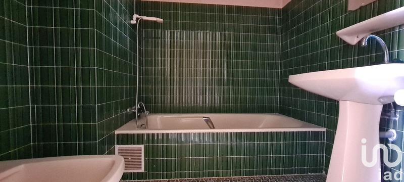 Maison - 408 m² - 20 pièces