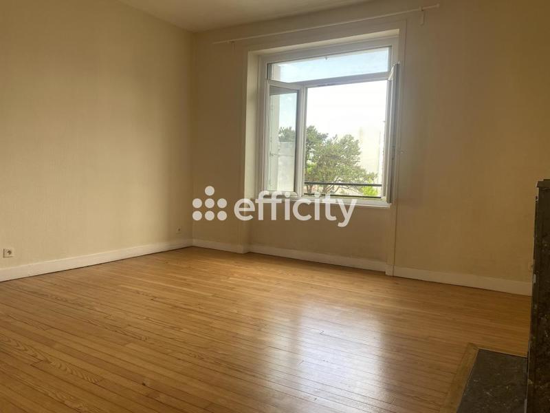 Appartement - 120 m² - 4 pièces