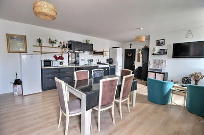 Maison - 121 m² - 5 pièces