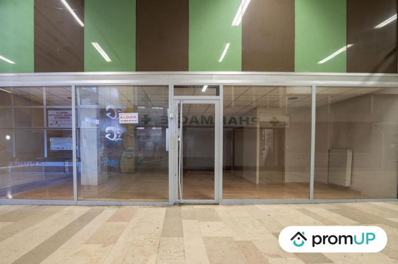 Local commercial - 60 m² - 2 pièces