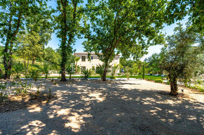 Villa - 190 m² - 6 pièces