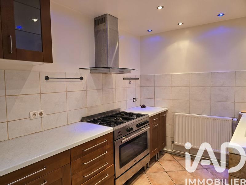 Maison de village - 90 m² - 4 pièces