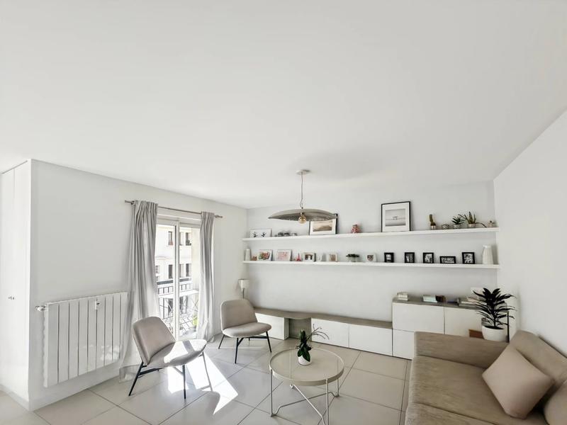 Appartement - 95 m² - 4 pièces