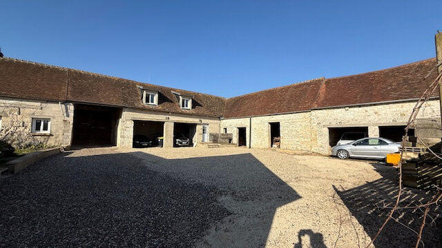 Maison - 90 m² - 6 pièces