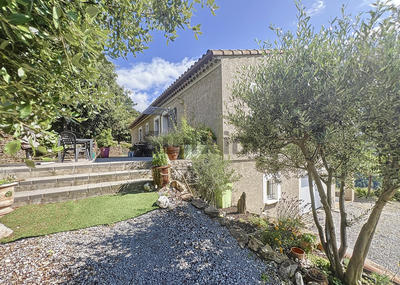 Villa - 113 m² - 6 pièces