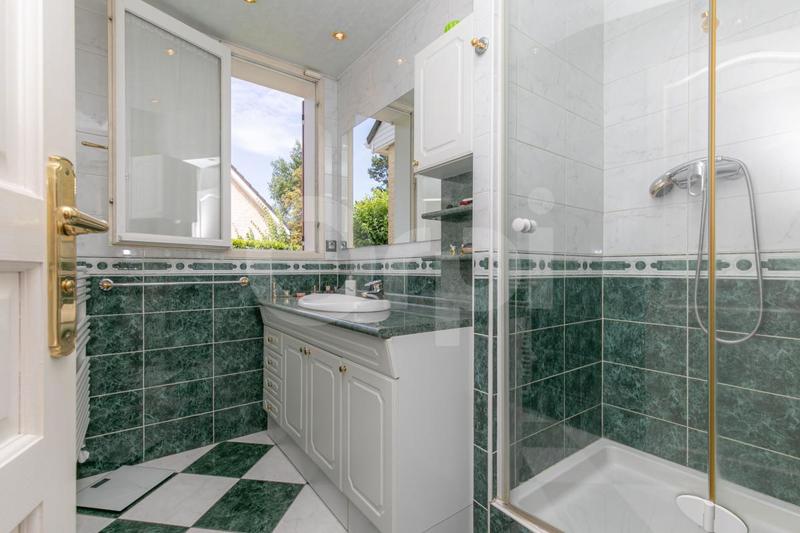 Maison - 152 m² - 7 pièces