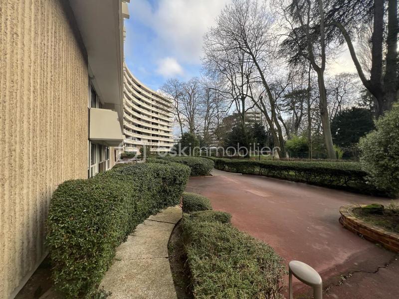 Appartement - 86 m² - 4 pièces