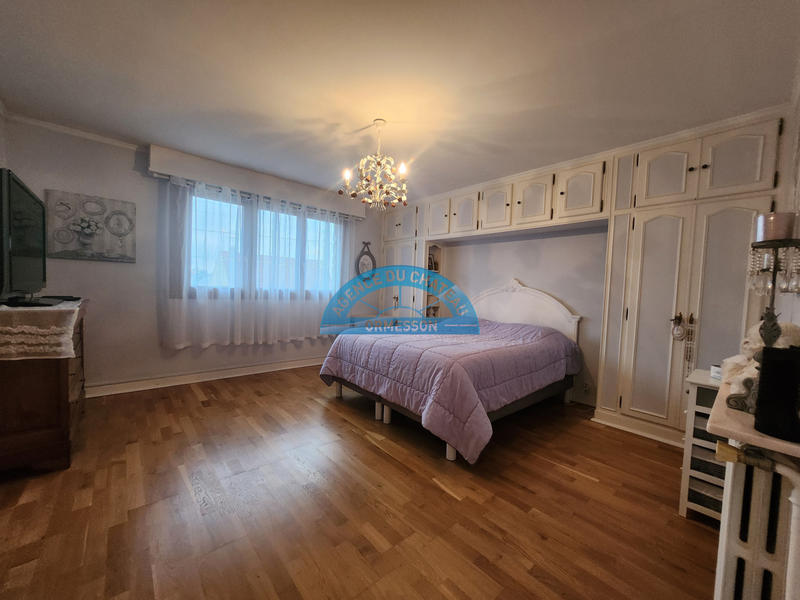 Maison - 140 m² - 6 pièces