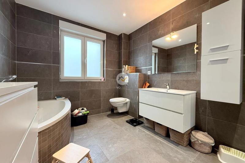 Maison contemporaine - 130 m² - 6 pièces