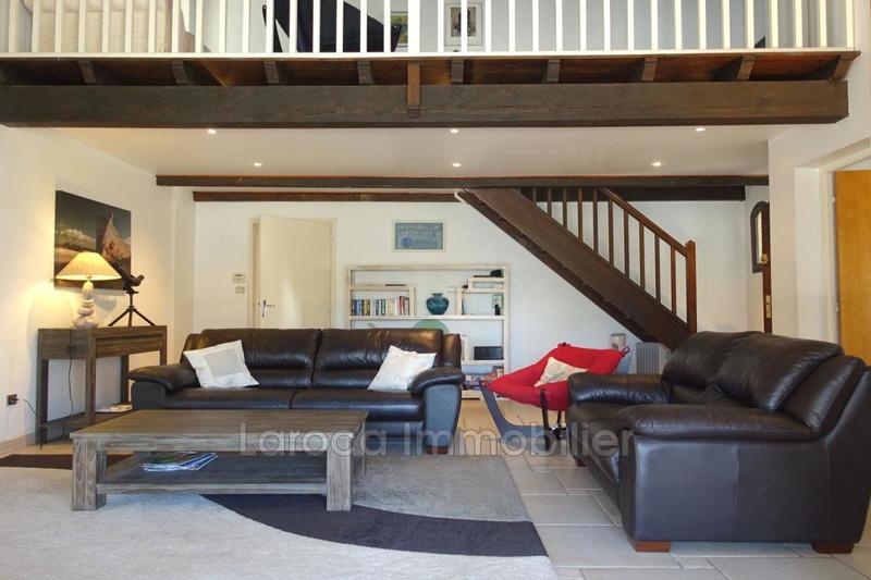 Villa - 167 m² - 6 pièces