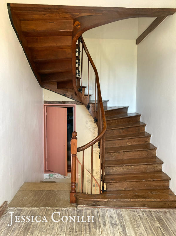 Maison - 234 m² - 7 pièces