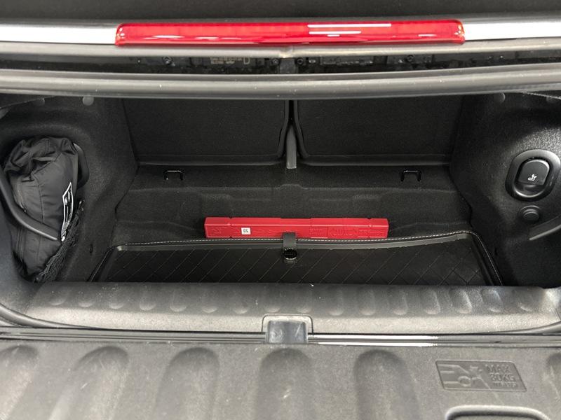 Mini Cabrio Cooper 1.5 136 Stept7 Full leds Gps Caméra Hk Carp