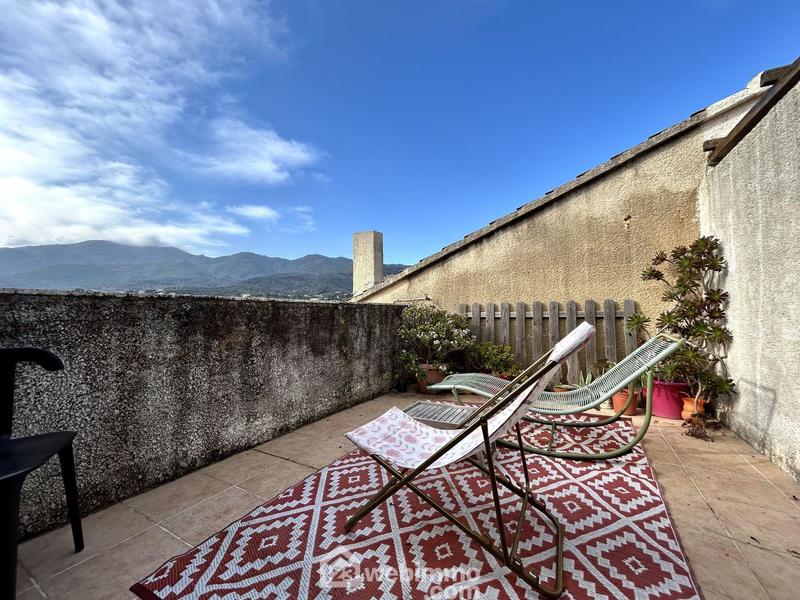 Appartement - 93 m² - 4 pièces